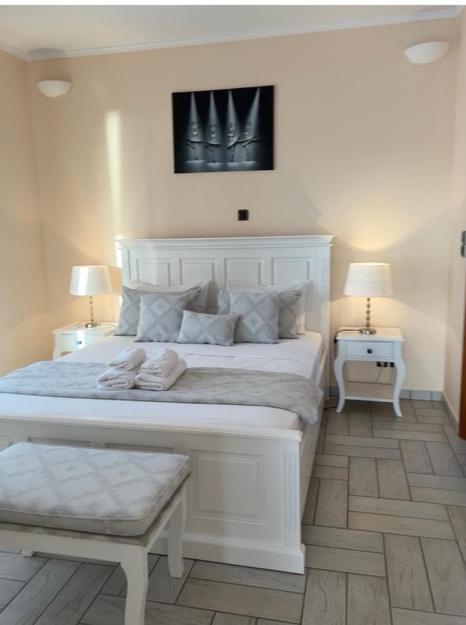 Katerina Apartments & Studios Naousa  Luaran gambar