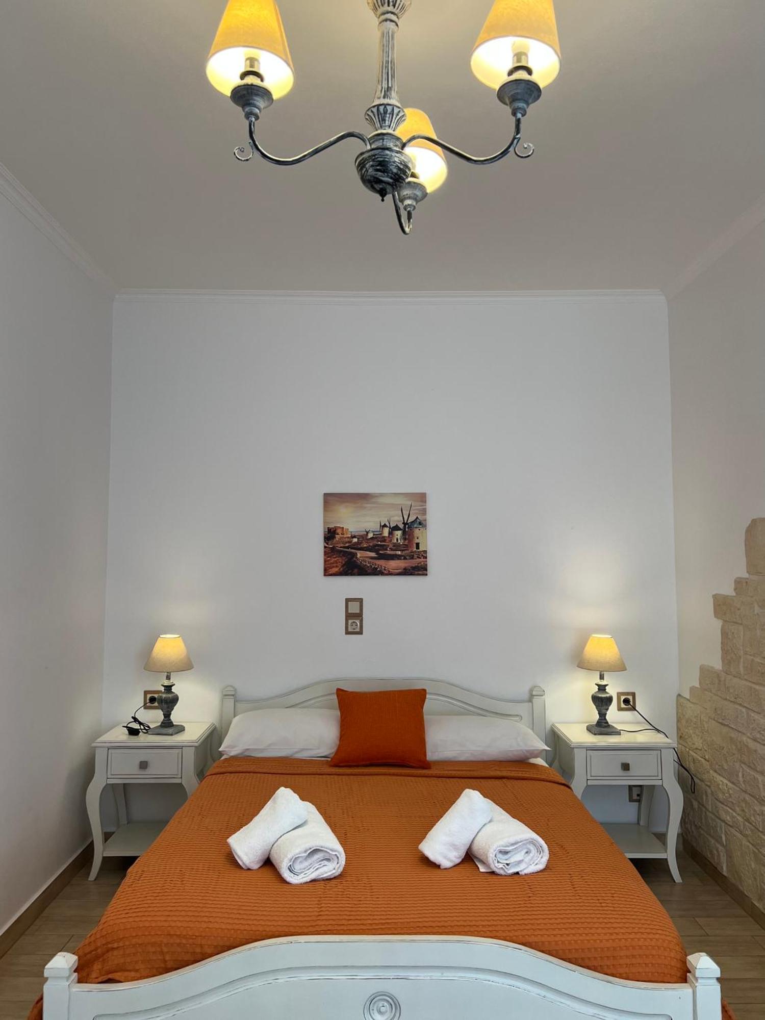 Katerina Apartments & Studios Naousa  Bilik gambar
